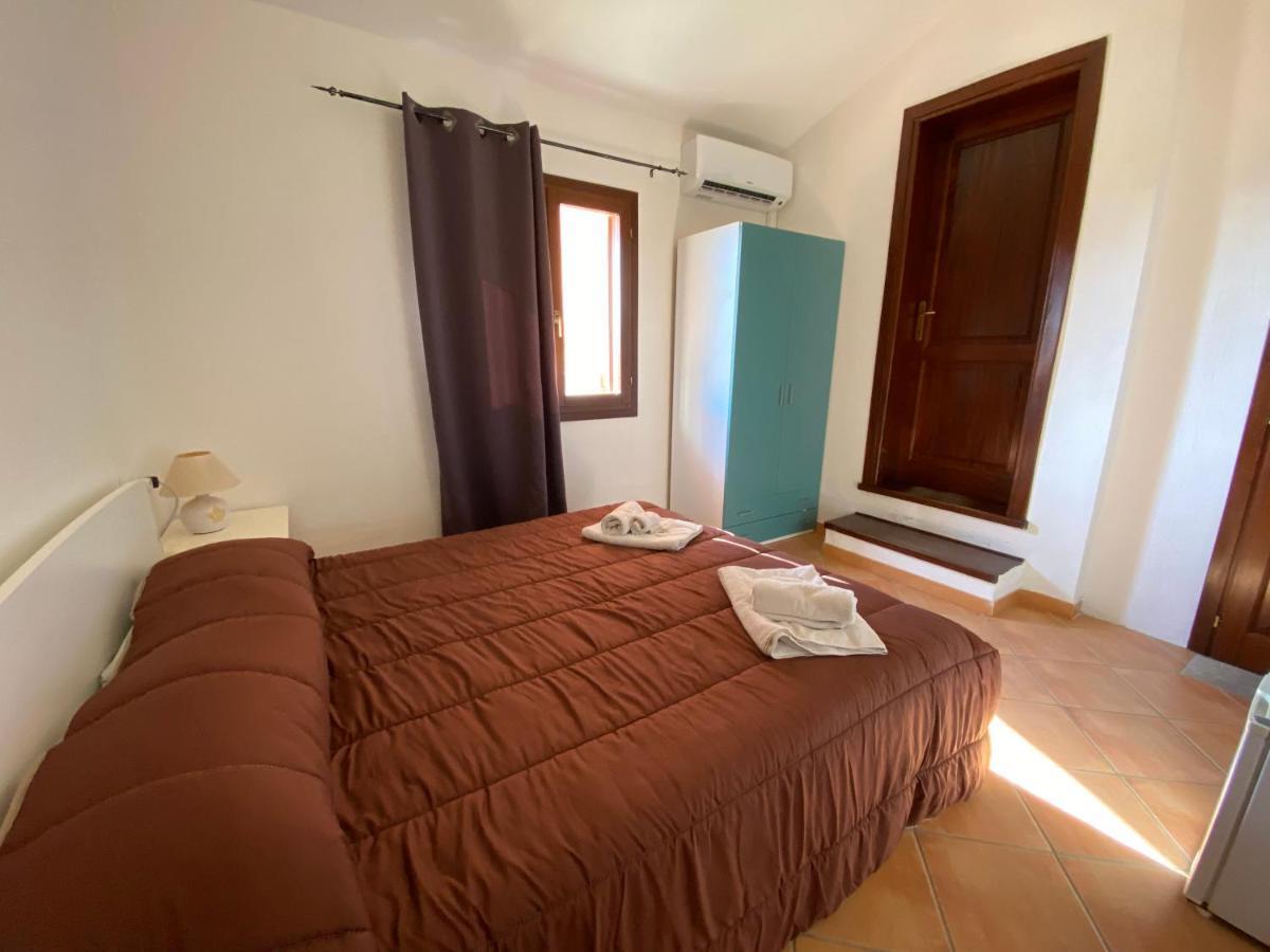 La Coccinella Al Mare Bed & Breakfast San Teodoro  Dış mekan fotoğraf